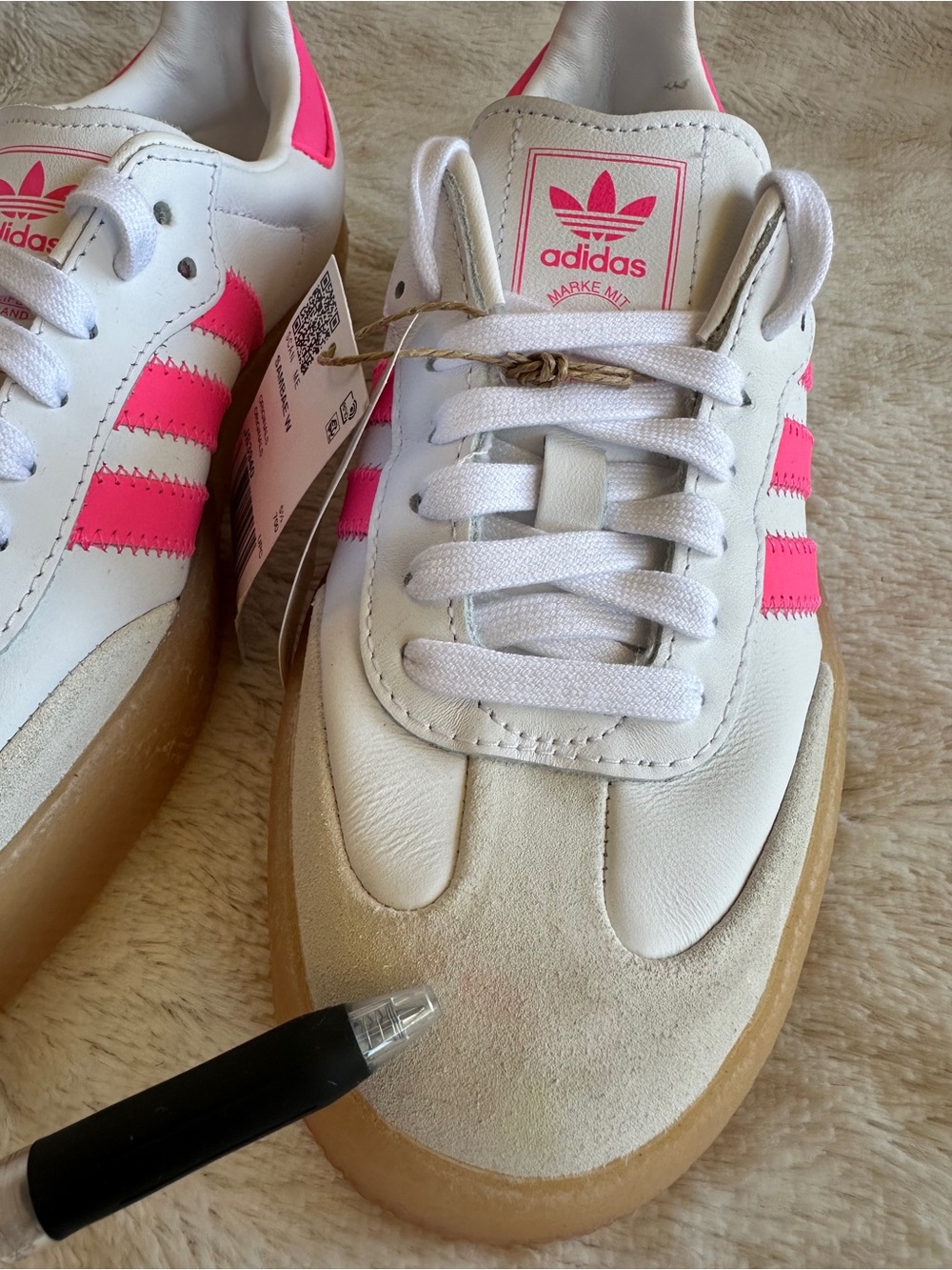 NWT Adidas Originals Sambae White and Bright Pink, W 7 - Picture 8 of 12